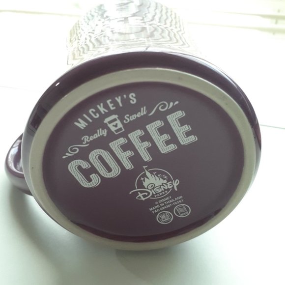 Disney Mickey's Really Swell Ceramic Mug - Picture 4 of 6